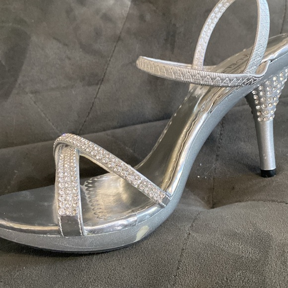 Madeline Stuart Rhinestone Silver Evening Heels - Picture 9 of 9
